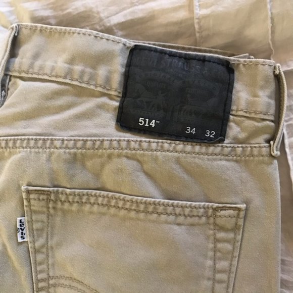 Men's Khaki Levi's - Picture 2 of 5